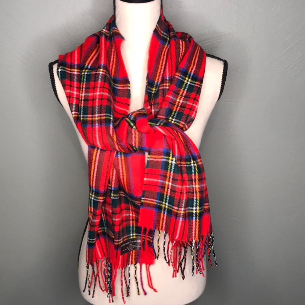 Softer than Cashmere D&Y scarf NWOT - 3/$25 SALE!